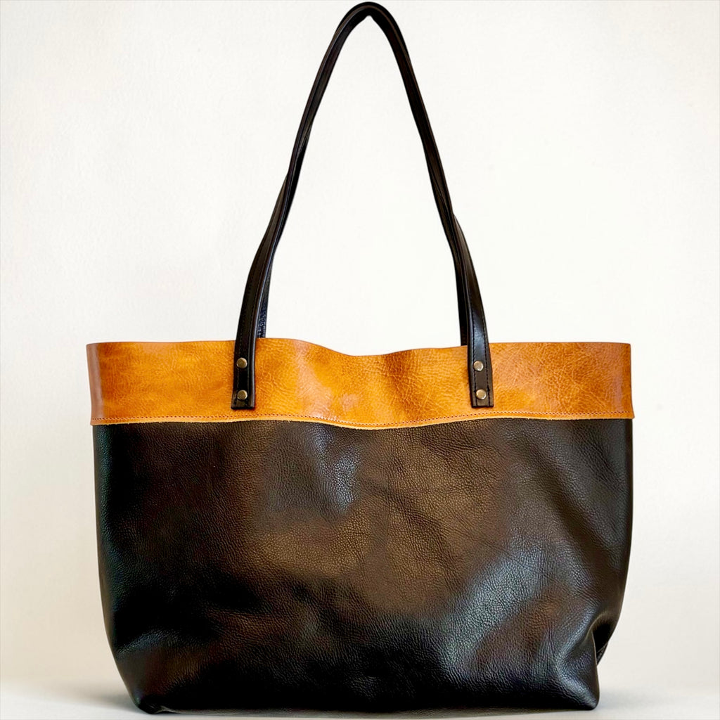 Full Grain Leather Lincoln Two Tone Tote Bag Dog