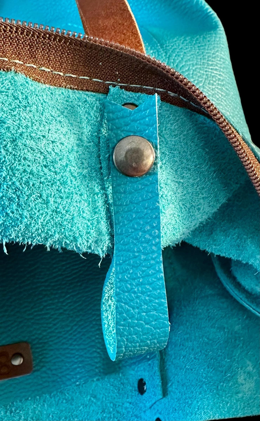 Full Grain Leather Handmade Pebbled Zipper Travel Tote Bag with Trolley Sleeve