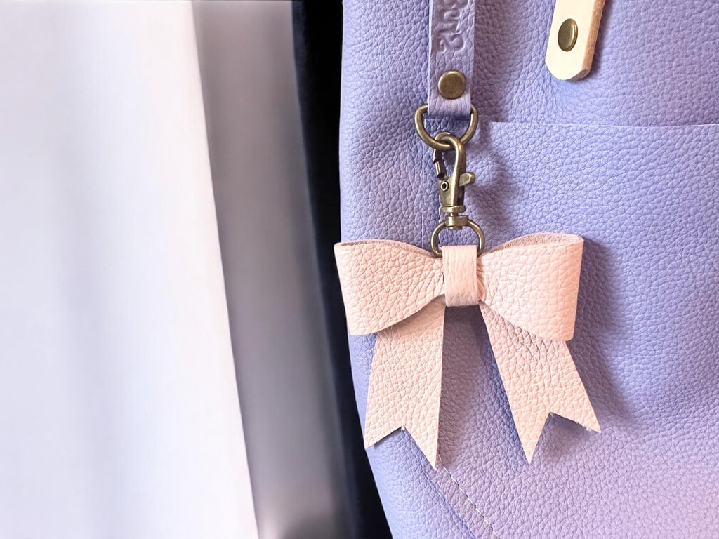 Full Grain Real Leather Authentic Pebbled Lavender Purple Leather RokStar Cross-Body Purse Handbag