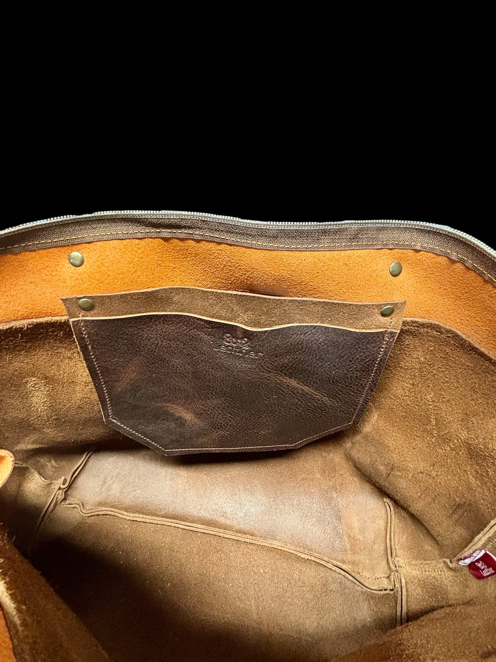 Full Grain Leather Zipper Lincoln Two Tone Tote Bag Dog